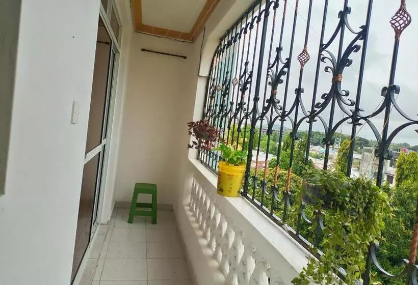 تختخواب و صبحانه Robin S Comfort Home
