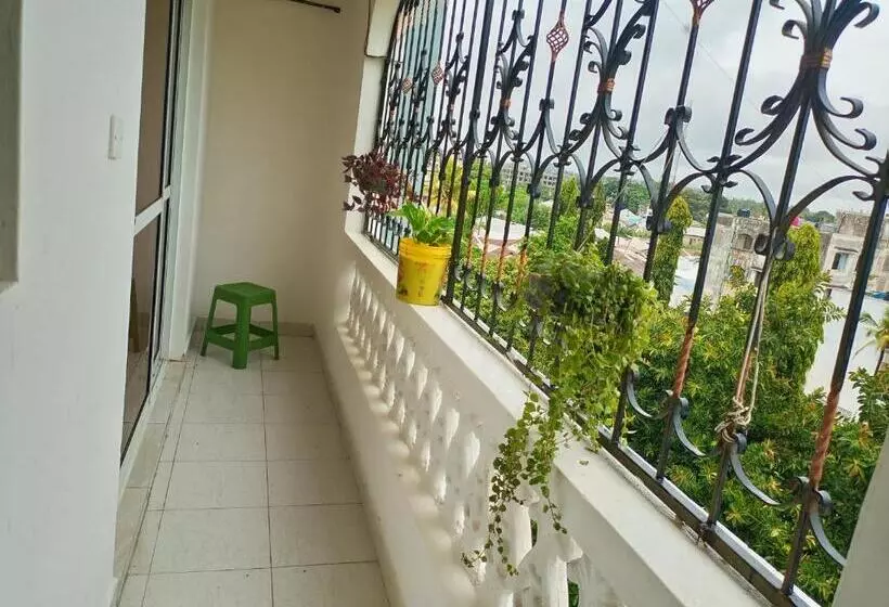 تختخواب و صبحانه Robin S Comfort Home