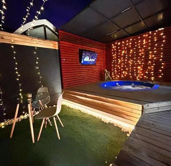 Hotelli Alojamiento En Villa Alemana Golden House Con Opción A Uso De Jacuzzi