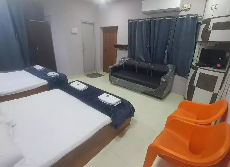 هتل Family Stay