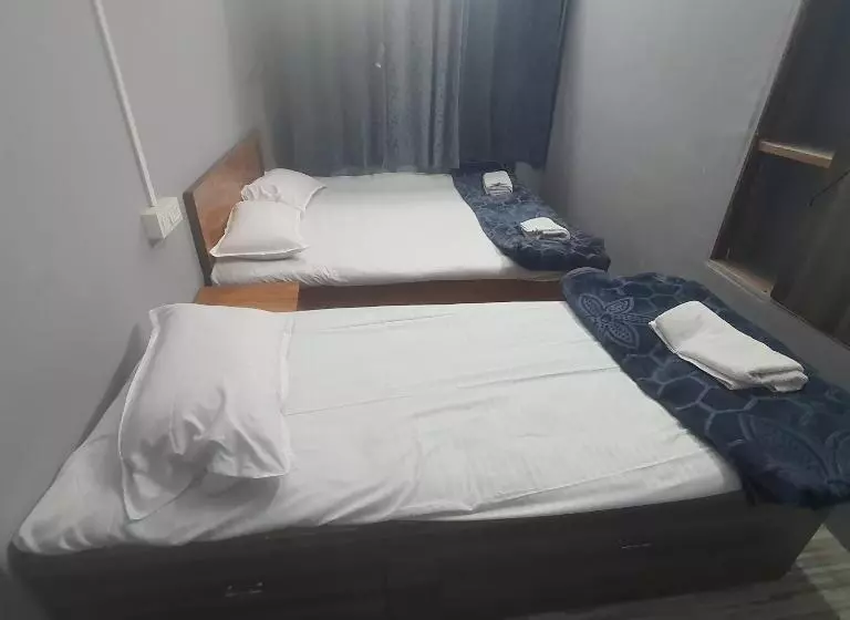 هتل Family Stay