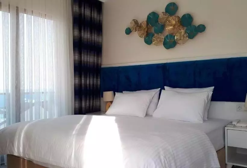 Hotelli Casablanca Suites