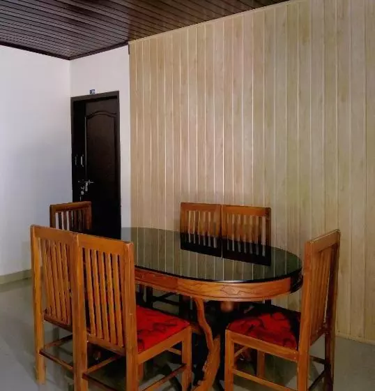 ホテル Mist Nest Cottages Munnar