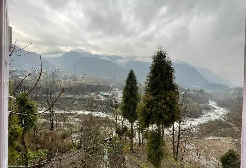 Hotelli Montanamar Lachung