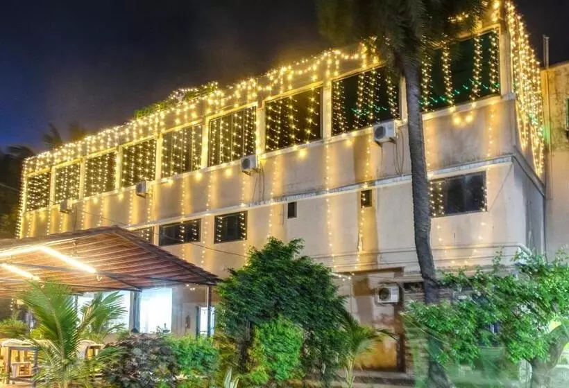 ホテル Raj Palace