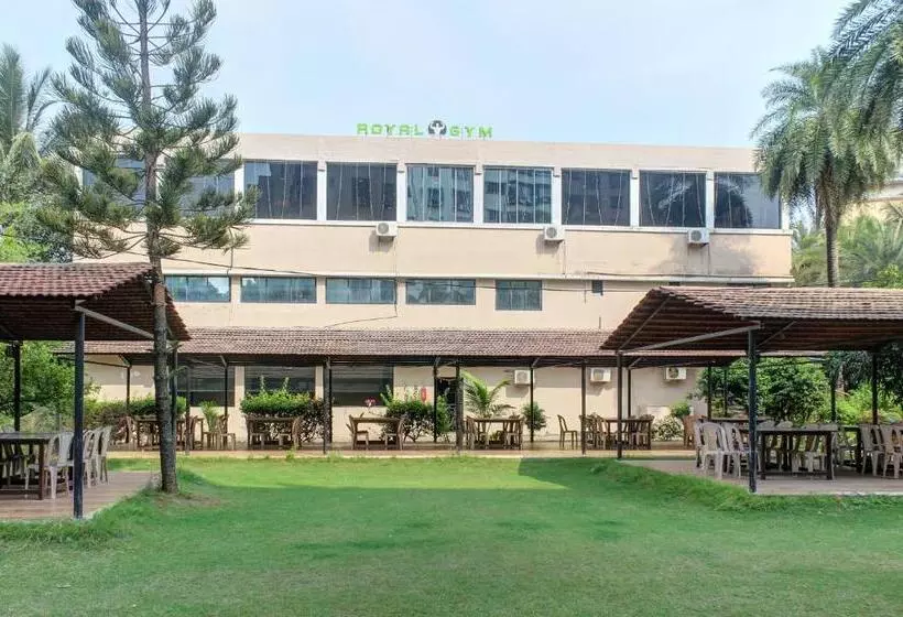 ホテル Raj Palace