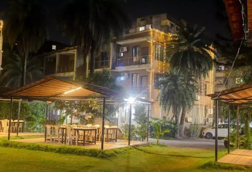 ホテル Raj Palace