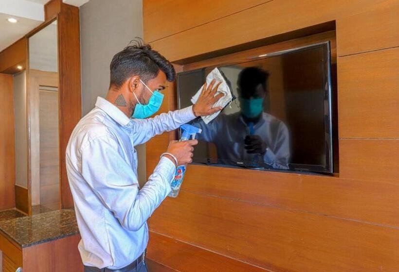 Hôtel S Square By La Casa