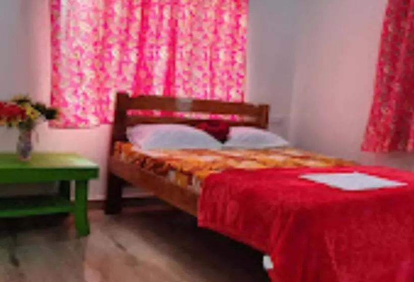 ホテル Serina House Malvan