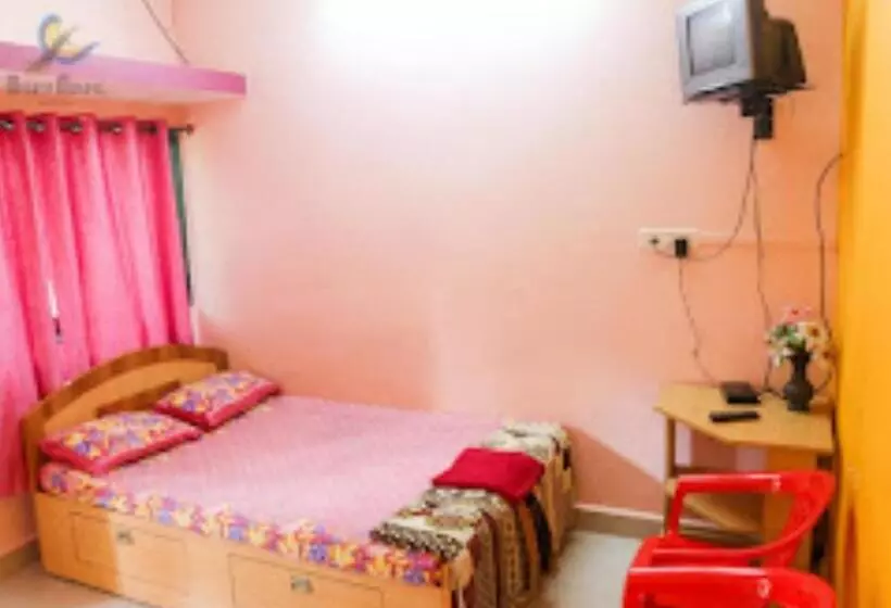 ホテル Serina House Malvan