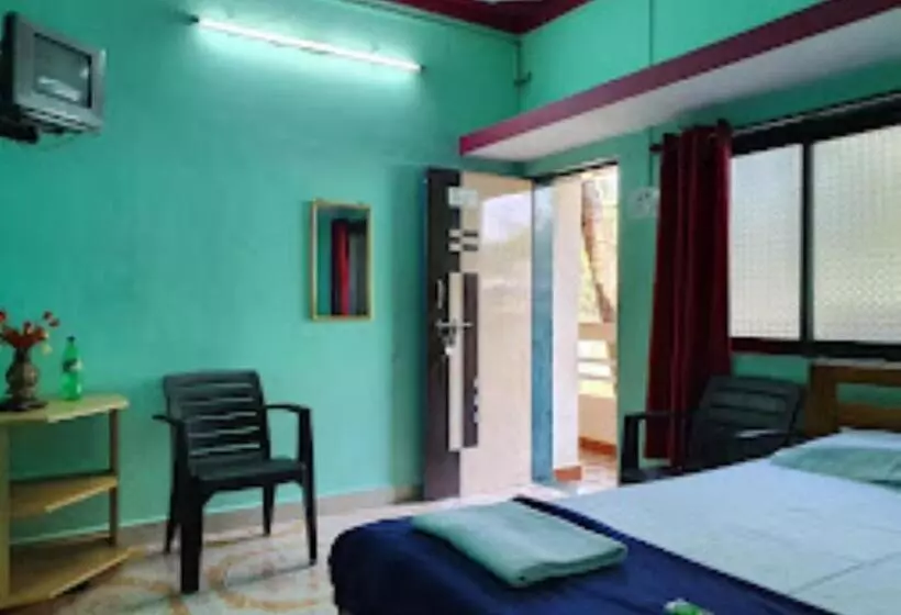 ホテル Serina House Malvan