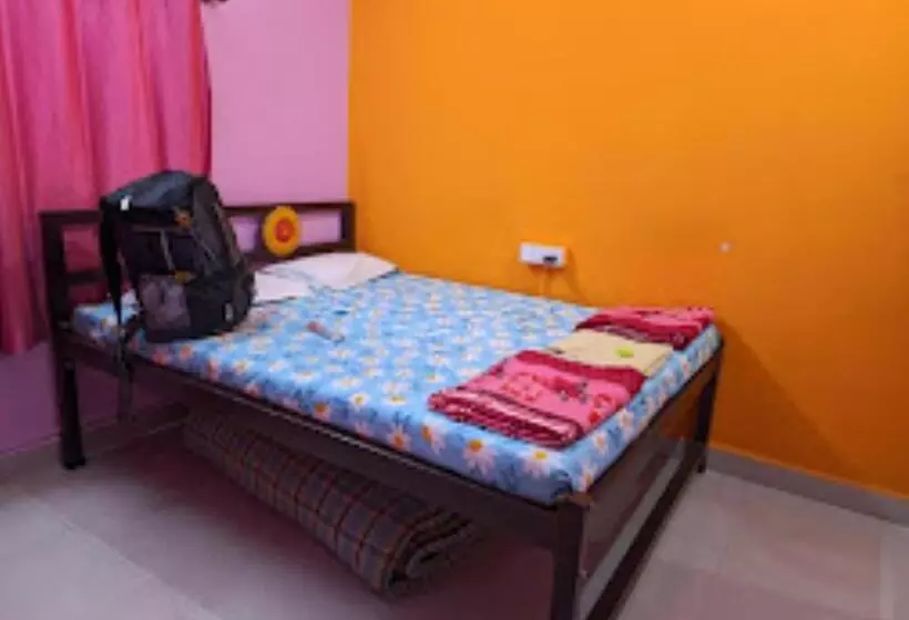 ホテル Serina House Malvan