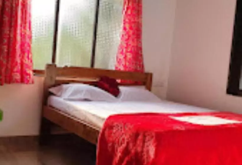 ホテル Serina House Malvan