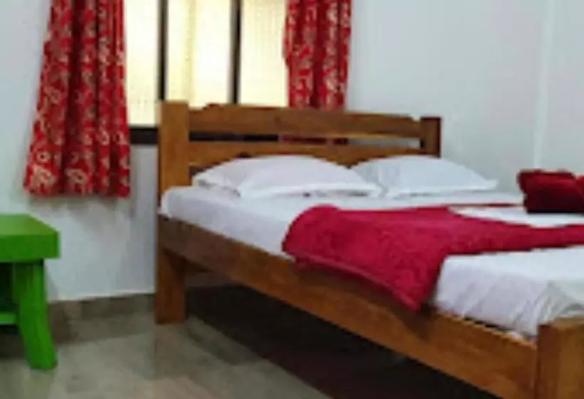 ホテル Serina House Malvan