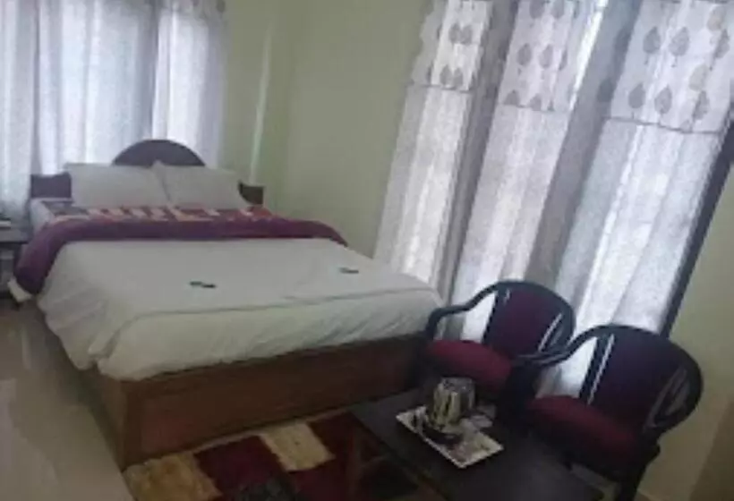 ホテル Tk Residency Arunachal Pradesh