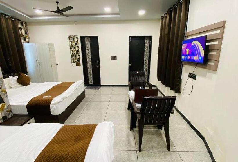 فندق Vijay Shree