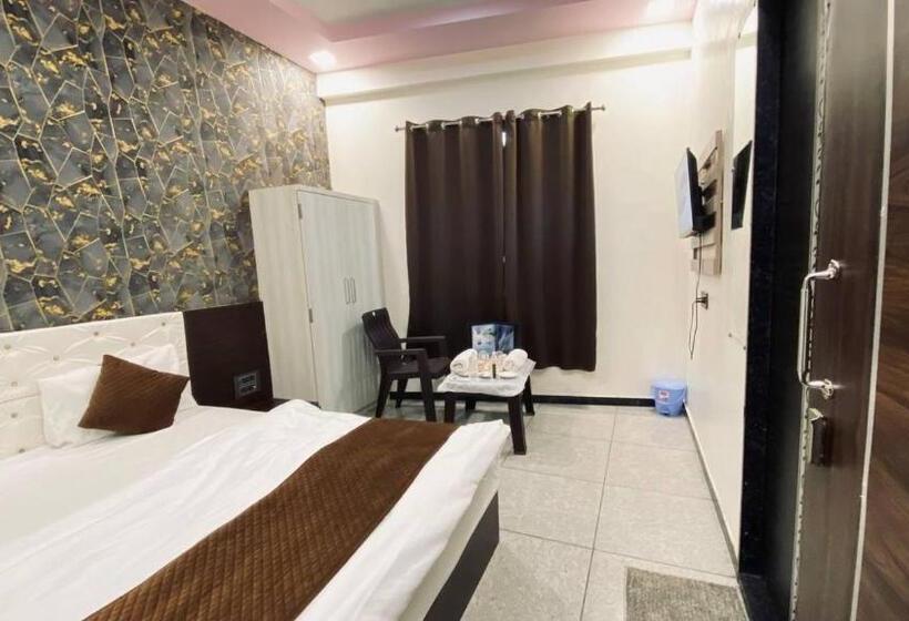 فندق Vijay Shree