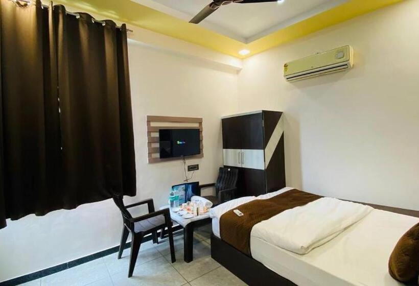 فندق Vijay Shree