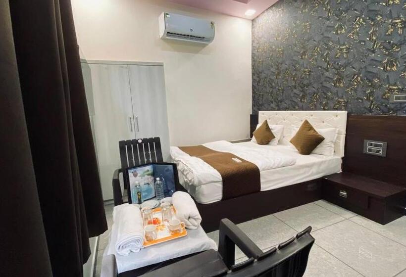 فندق Vijay Shree