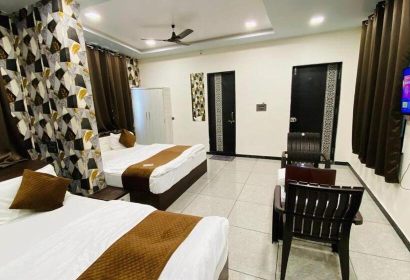 فندق Vijay Shree