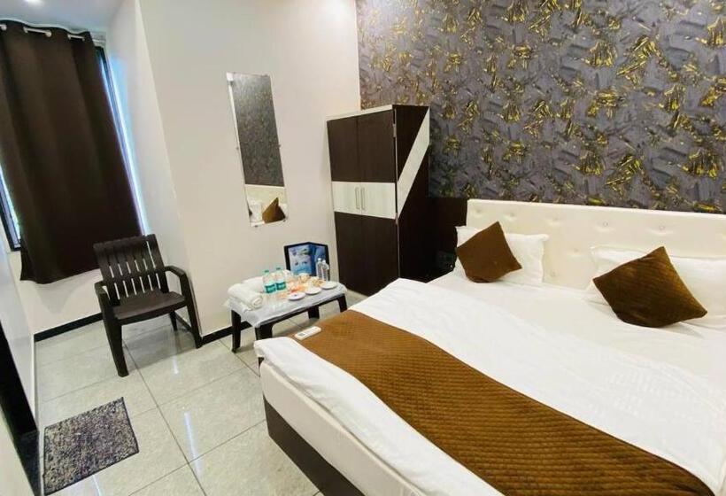 فندق Vijay Shree