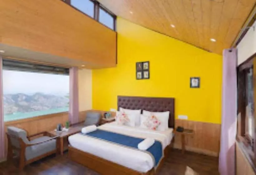 ホテル Woodrina Shimla