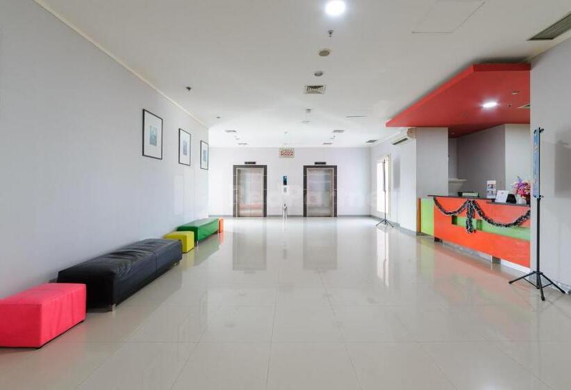 Namroom Hotel Glodok Mitra Reddoorz