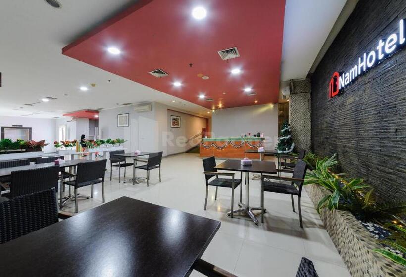 Namroom Hotel Glodok Mitra Reddoorz