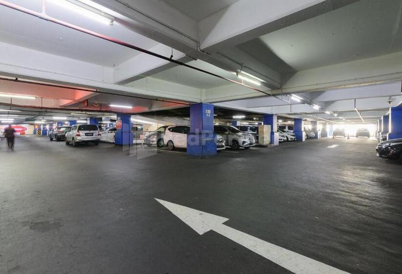 Namroom Hotel Glodok Mitra Reddoorz