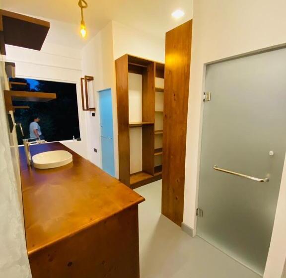 Pension (Hôtel basse catégorie) Sesatha Lake Kandy