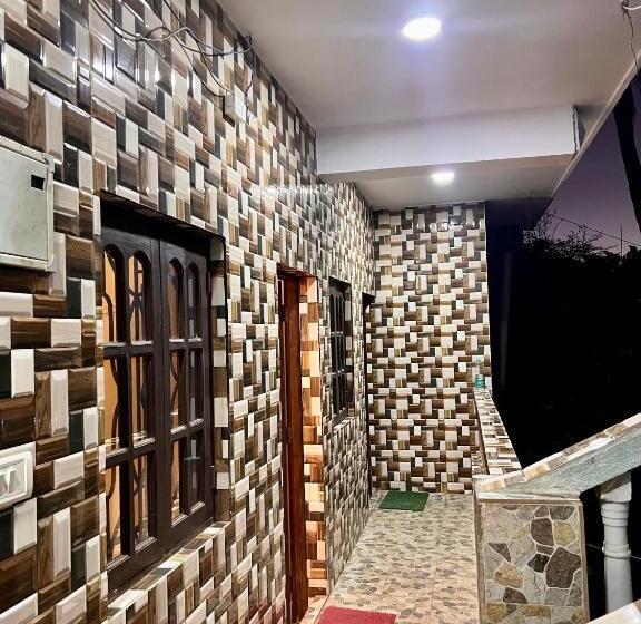 Panzió Valankanni Guest House