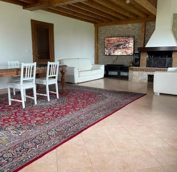 پانسیون Villa Acquabella