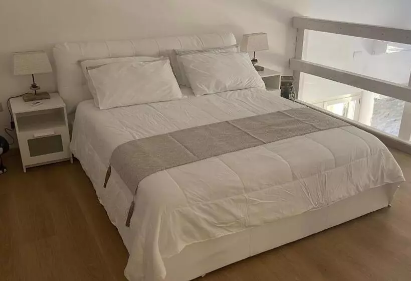 پانسیون Villa Acquabella