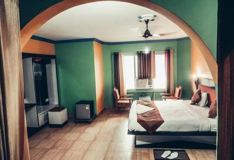The Avantika Hotel & Woodland Restaurant