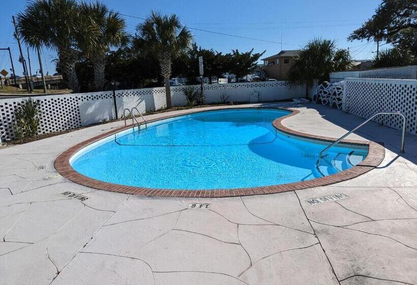 Best Location! The Waterway At Wrightsville Beach