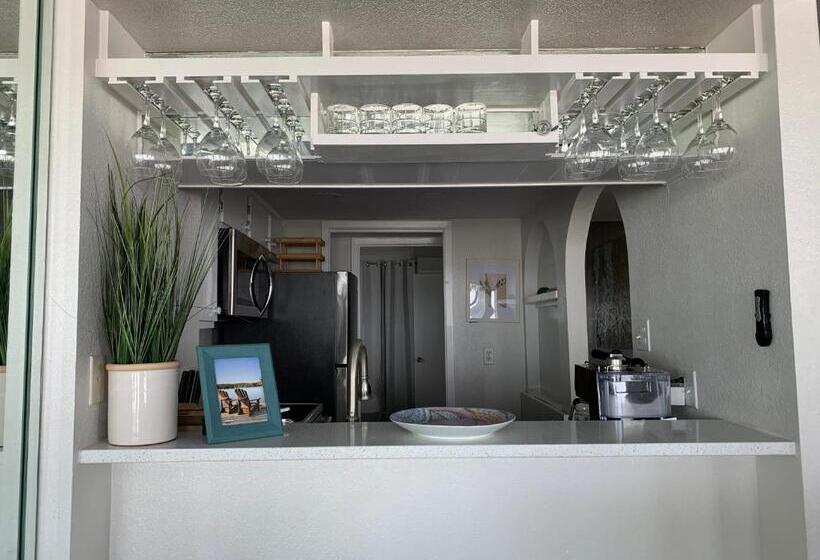 Amazing And Spectacular Beach Views In Galveston