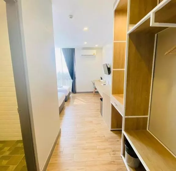 ホテル โรงแรม เดอะโมเดล การ์เด้น