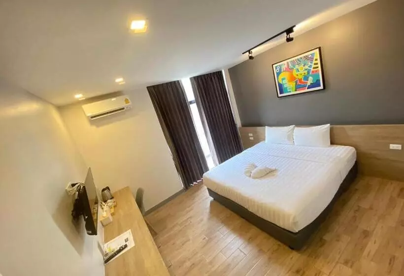 ホテル โรงแรม เดอะโมเดล การ์เด้น