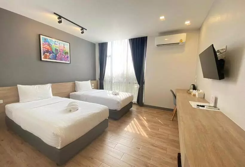 ホテル โรงแรม เดอะโมเดล การ์เด้น