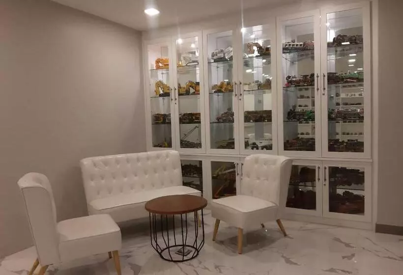 ホテル โรงแรม เดอะโมเดล การ์เด้น