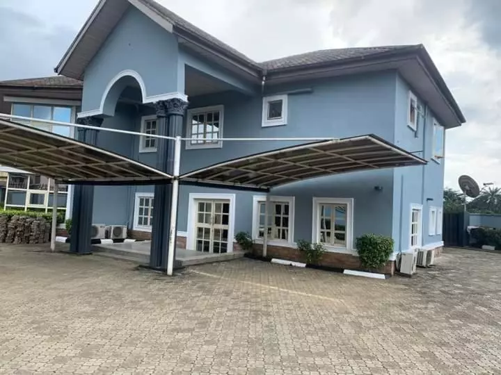 هتل Beliana Suites
