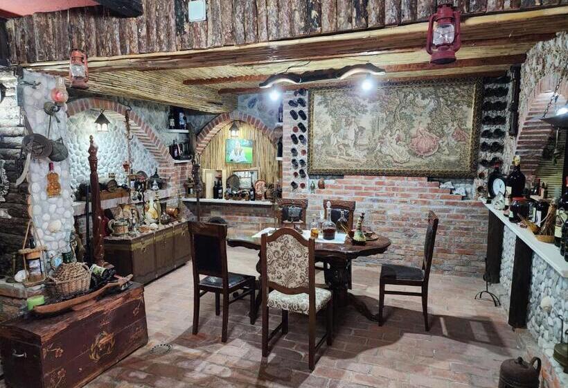 酒店 Bujtina Syni Zi Keshtjella   Shengjin