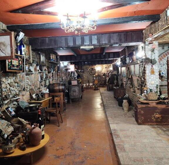 酒店 Bujtina Syni Zi Keshtjella   Shengjin