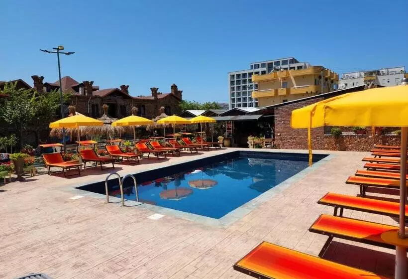 ホテル Bujtina Syni Zi Keshtjella   Shengjin