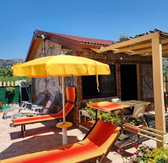 酒店 Bujtina Syni Zi Keshtjella   Shengjin