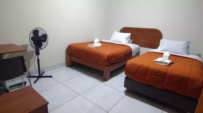 هتل Central Inn