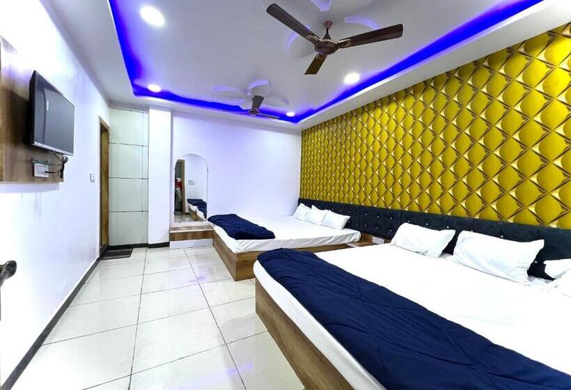 Hotel Chaudhary Palace