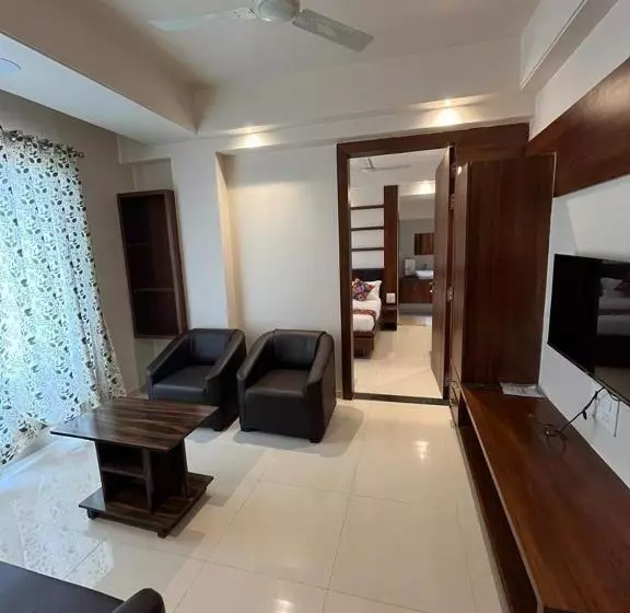 Hotelli Hira Palace, Gargoti