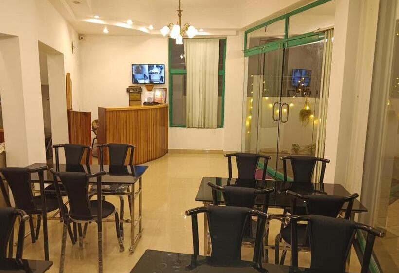 فندق La Flora Thekkady