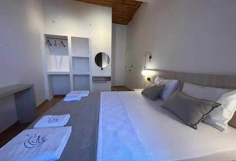 ホテル La Luna Nueva